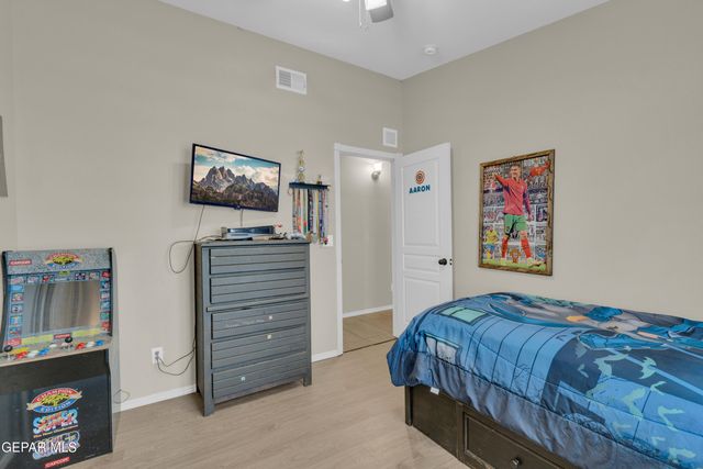 3021 WOODHEAD, El Paso, TX 79938