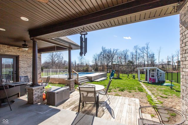 10351 E County Road 800 N, Seymour, IN 47274