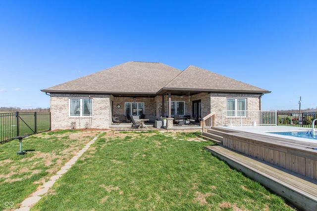 10351 E County Road 800 N, Seymour, IN 47274