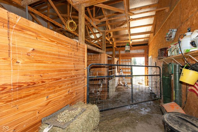 10351 E County Road 800 N, Seymour, IN 47274