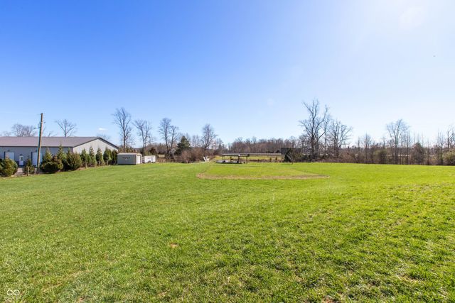 10351 E County Road 800 N, Seymour, IN 47274