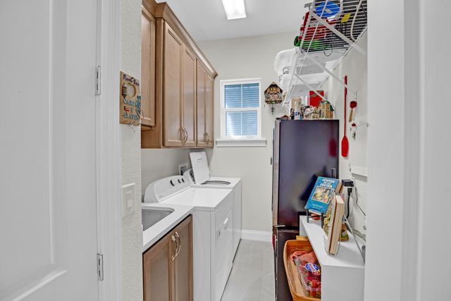 4160 Negal Circle, Melbourne, FL 32901