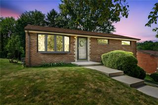 531 Lucy Dr, Baldwin Boro, PA 15236