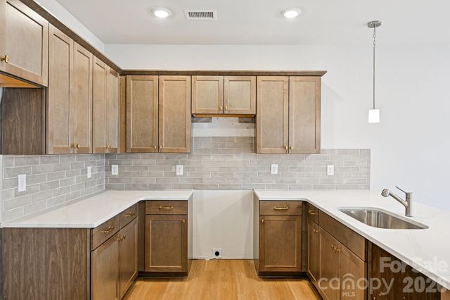 2517 Ruby Dixon Crossing Drive 22, Gastonia, NC 28056