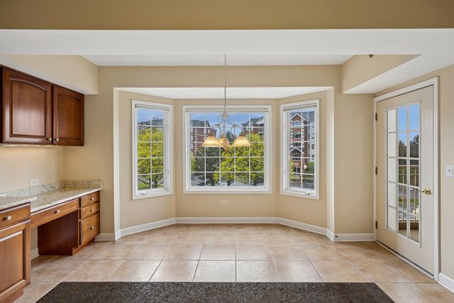 7920 Trinity Circle 2SW, Tinley Park, IL 60487