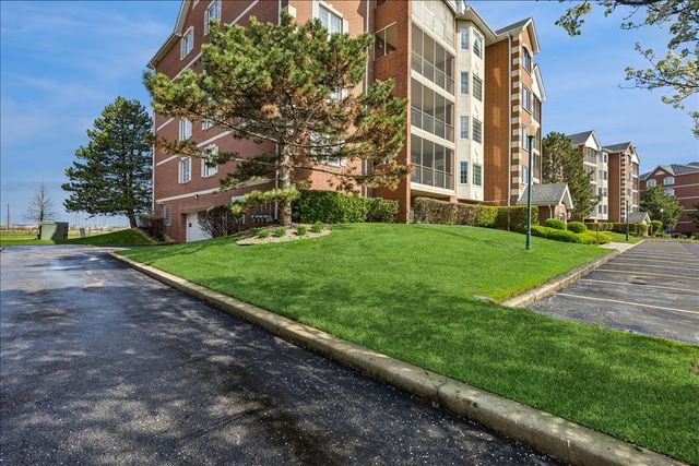 7920 Trinity Circle 2SW, Tinley Park, IL 60487