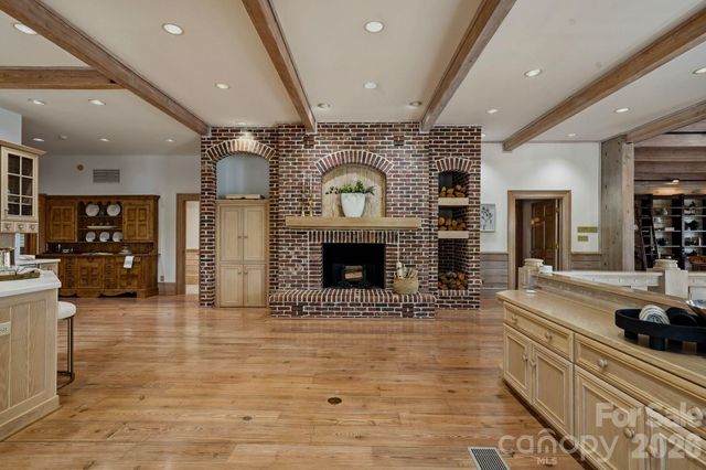 9719 Nine Eagles Lane, Charlotte, NC 28278