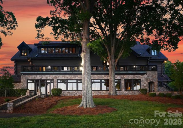 9719 Nine Eagles Lane, Charlotte, NC 28278