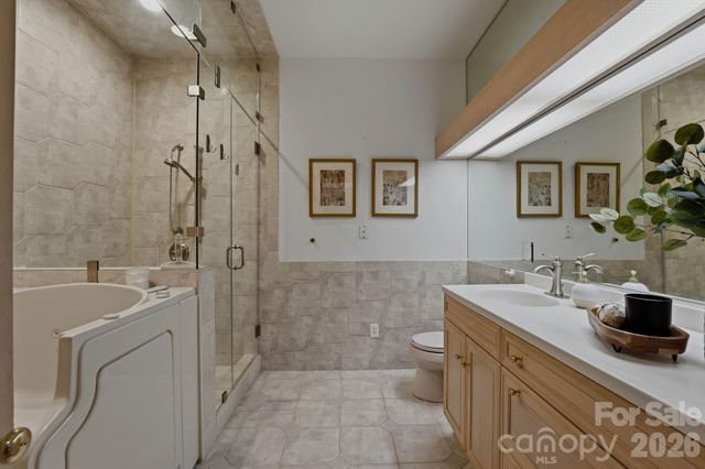9719 Nine Eagles Lane, Charlotte, NC 28278