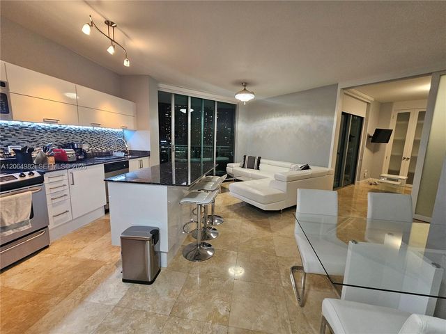 350 S Miami Avenue 2714, Miami, FL 33130