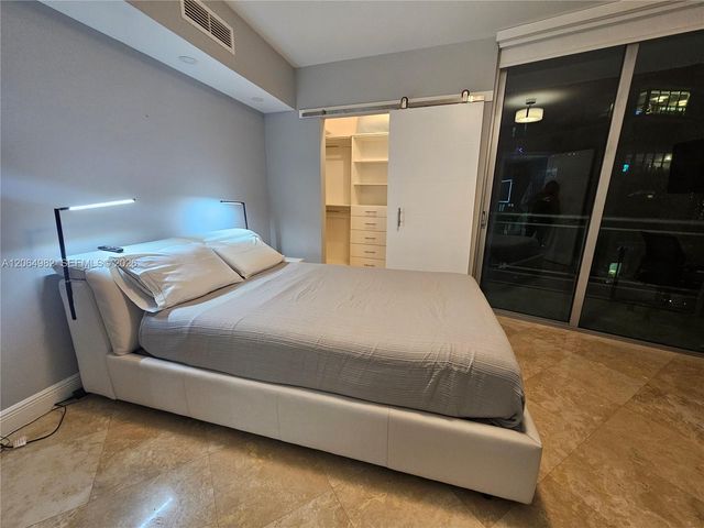 350 S Miami Avenue 2714, Miami, FL 33130