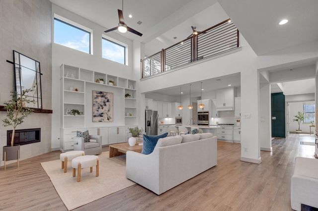 98 Dorado Drive, Friendswood, TX 77546