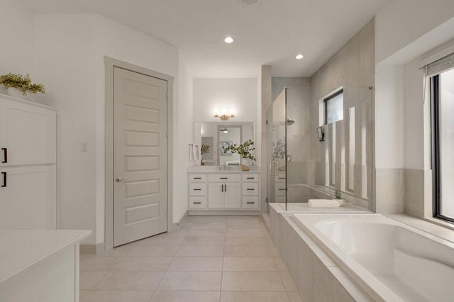 98 Dorado Drive, Friendswood, TX 77546
