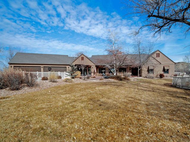 2111 Desert Hills Road, Grand Junction, CO 81507