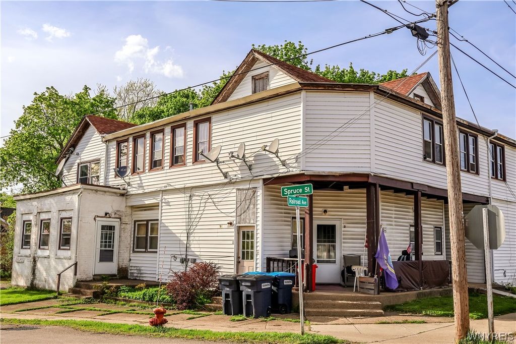 2092 Spruce Street, North Collins, NY 14111