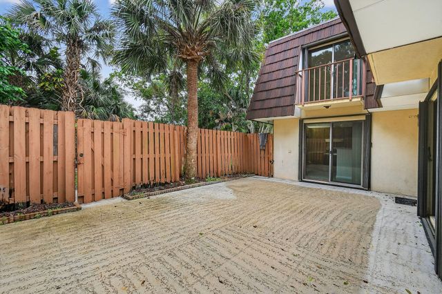 6068 SE Riverboat Drive 728, Stuart, FL 34997