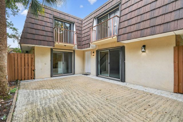 6068 SE Riverboat Drive 728, Stuart, FL 34997