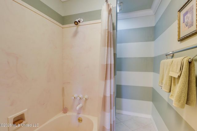 406 N Caribe Place, Gulfport, MS 39507