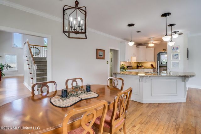 406 N Caribe Place, Gulfport, MS 39507