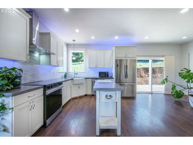 85059 TERRITORIAL Hwy, Eugene, OR 97402