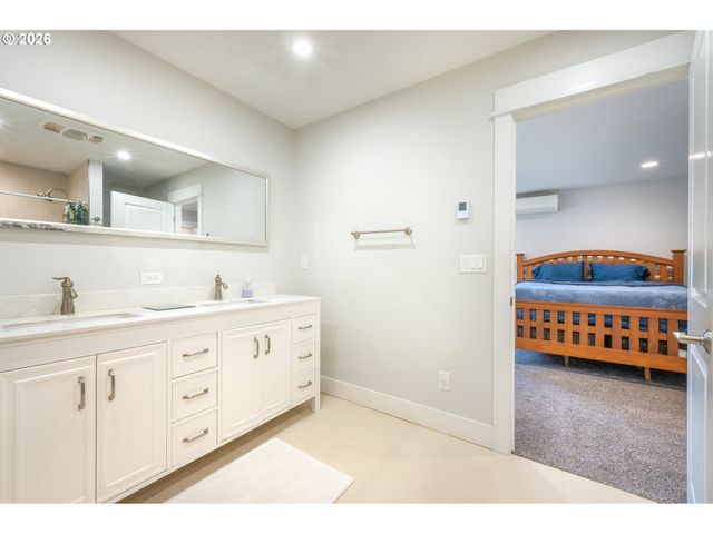 85059 TERRITORIAL Hwy, Eugene, OR 97402