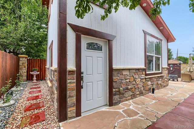 146 Poplar Street, Lochbuie, CO 80603