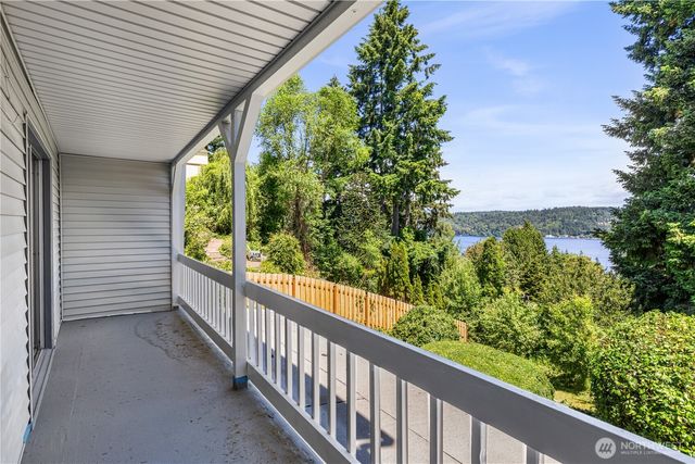 12340 Sand Point Way NE, Seattle, WA 98125