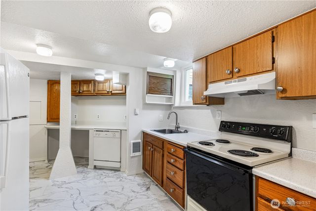 12340 Sand Point Way NE, Seattle, WA 98125