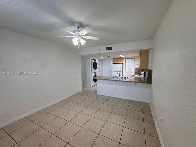 7901 NW 7th Ave 1011, Miami, FL 33150