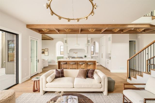 2485 S Madison Street, Denver, CO 80210