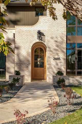 2485 S Madison Street, Denver, CO 80210