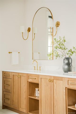 2485 S Madison Street, Denver, CO 80210