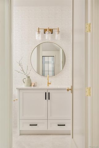 2485 S Madison Street, Denver, CO 80210