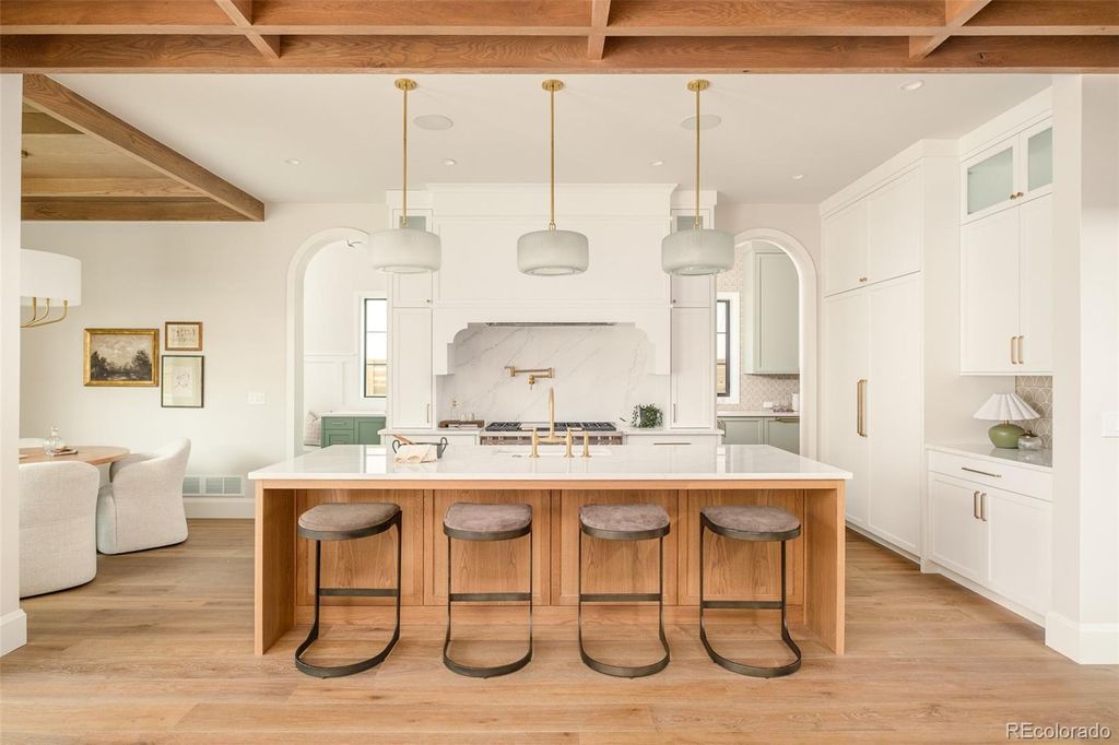 2485 S Madison Street, Denver, CO 80210