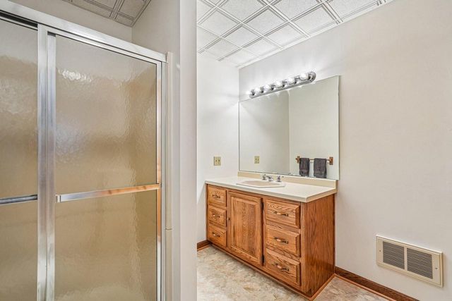 W68N347 Palmetto AVENUE, Cedarburg, WI 53012