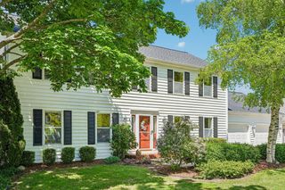 W68N347 Palmetto AVENUE, Cedarburg, WI 53012