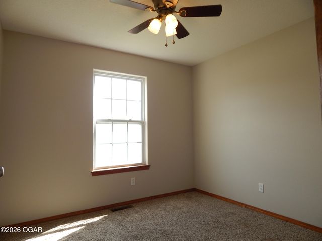 1218 Elm Court, Webb City, MO 64870