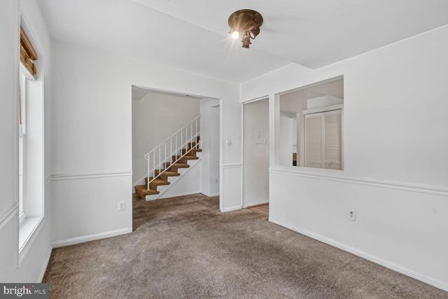 8108 LAKECREST DR, Greenbelt, MD 20770