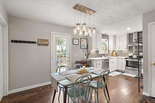 1332 Cardinal Ave, Nashville, TN 37216