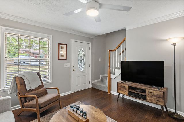 1332 Cardinal Ave, Nashville, TN 37216