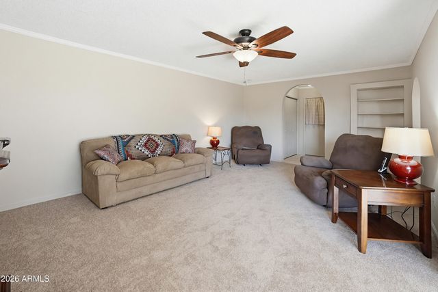 3221 W GREENWAY Road, Phoenix, AZ 85053