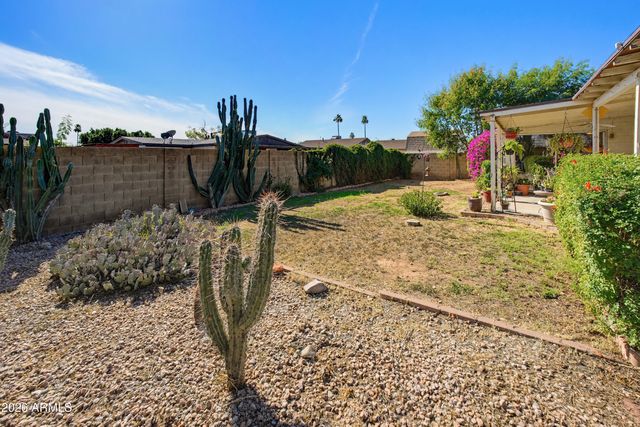 3221 W GREENWAY Road, Phoenix, AZ 85053