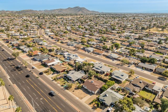 3221 W GREENWAY Road, Phoenix, AZ 85053