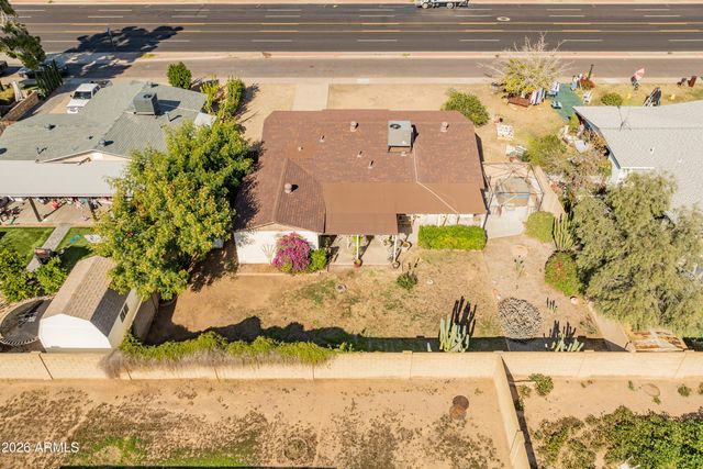 3221 W GREENWAY Road, Phoenix, AZ 85053