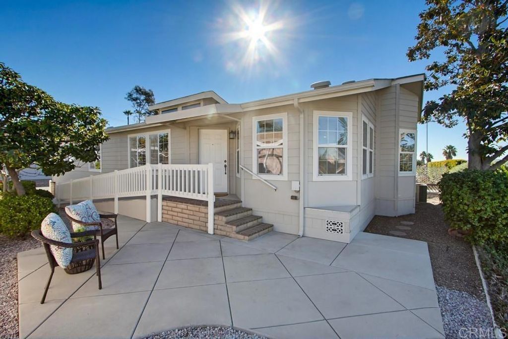 525 W El Norte Parkway 151, Escondido, CA 92026