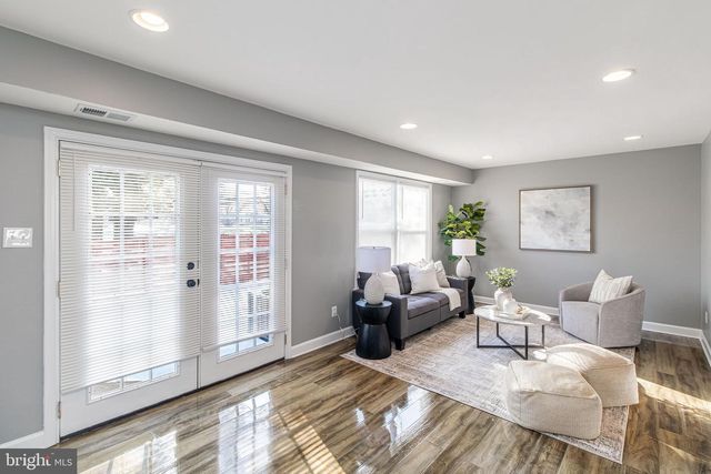 14758 TAMARACK PL, Woodbridge, VA 22191