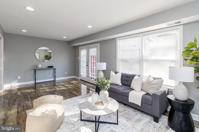 14758 TAMARACK PL, Woodbridge, VA 22191