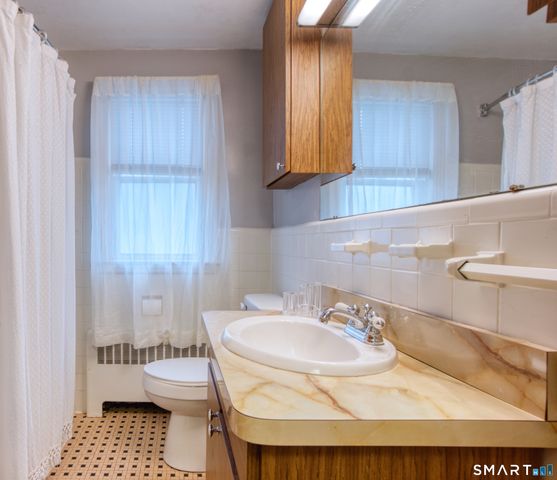 45 Doane Street, Manchester, CT 06042