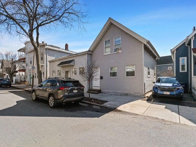 148 Pearl, Somerville, MA 02145