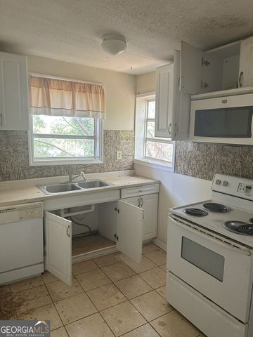 1035-1037 OAK Street SW, Atlanta, GA 30310